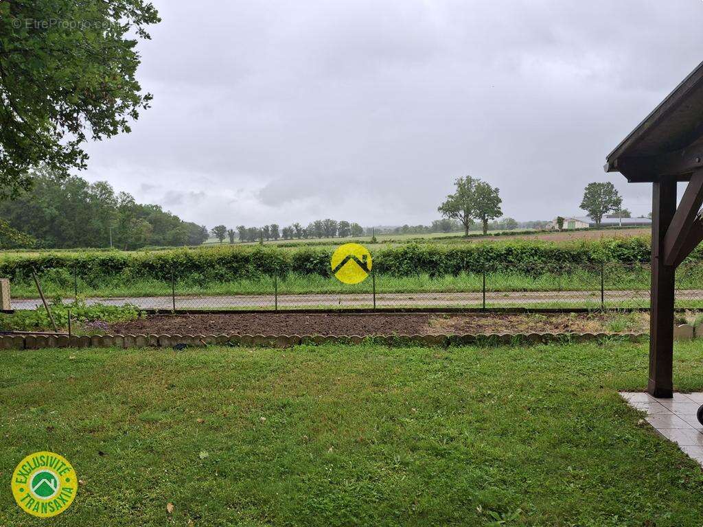 Maison à LURCY-LEVIS