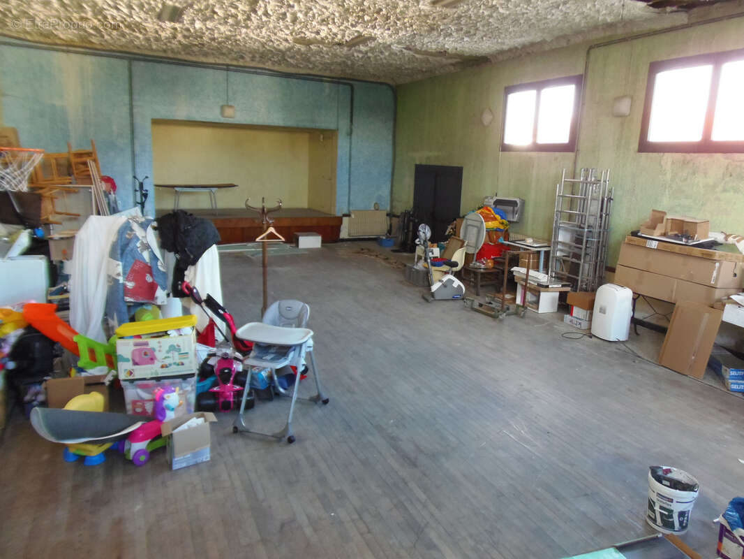 Maison à CHENAC-SAINT-SEURIN-D&#039;UZET