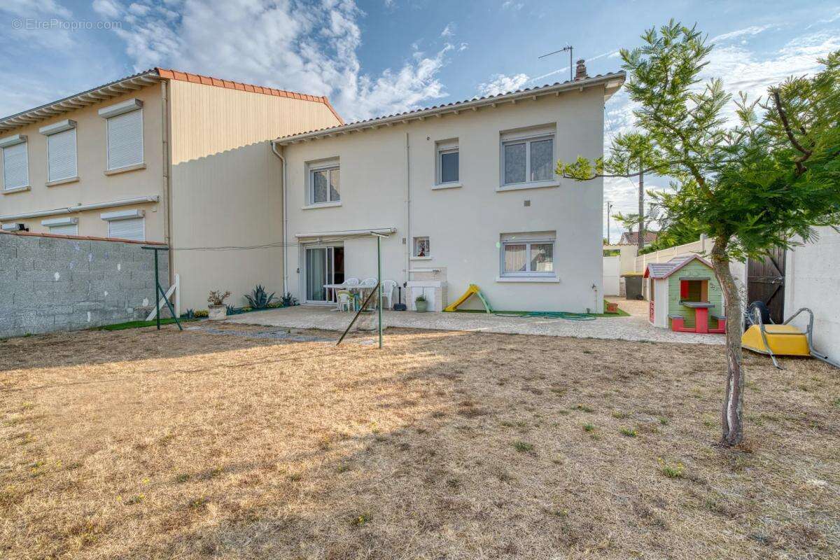 Maison de 6 pièces de 127 m² à Châtelaillon-Plage - photo 15