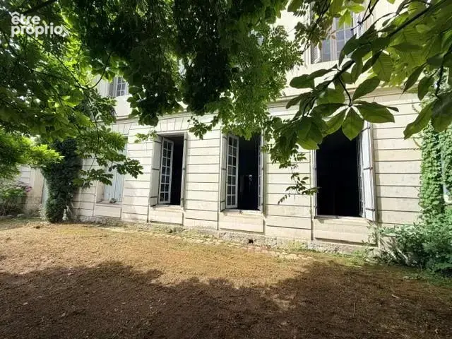 Maison 334 m² à Saumur  - photo 5