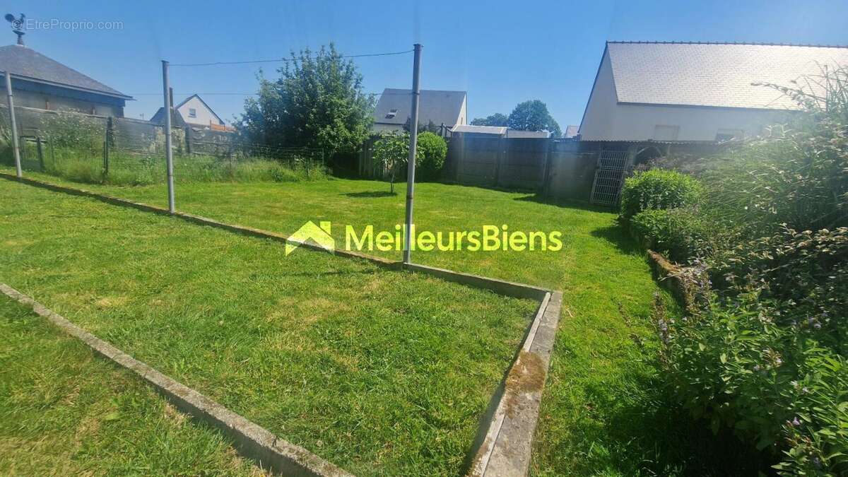 Maison à PLUVIGNER