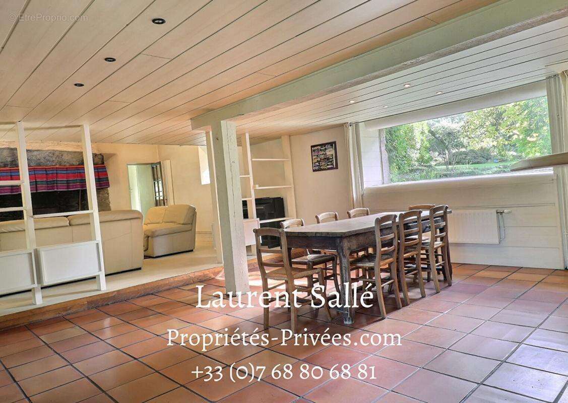 Questembert (56230) - Maison de caractère de 215 m² sur parc arboré de 1,5 ha - photo 5