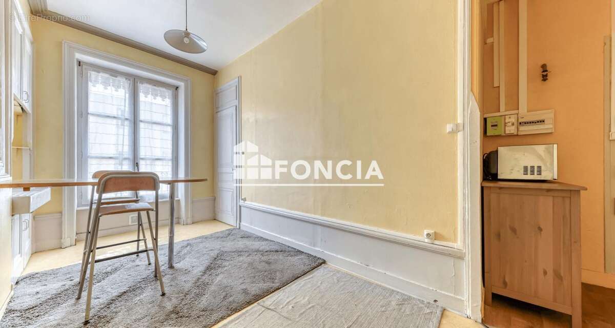 LYON 7e – Secteur Rue d’Anvers / Père Chevrier – Proximité Jean Macé - photo 2