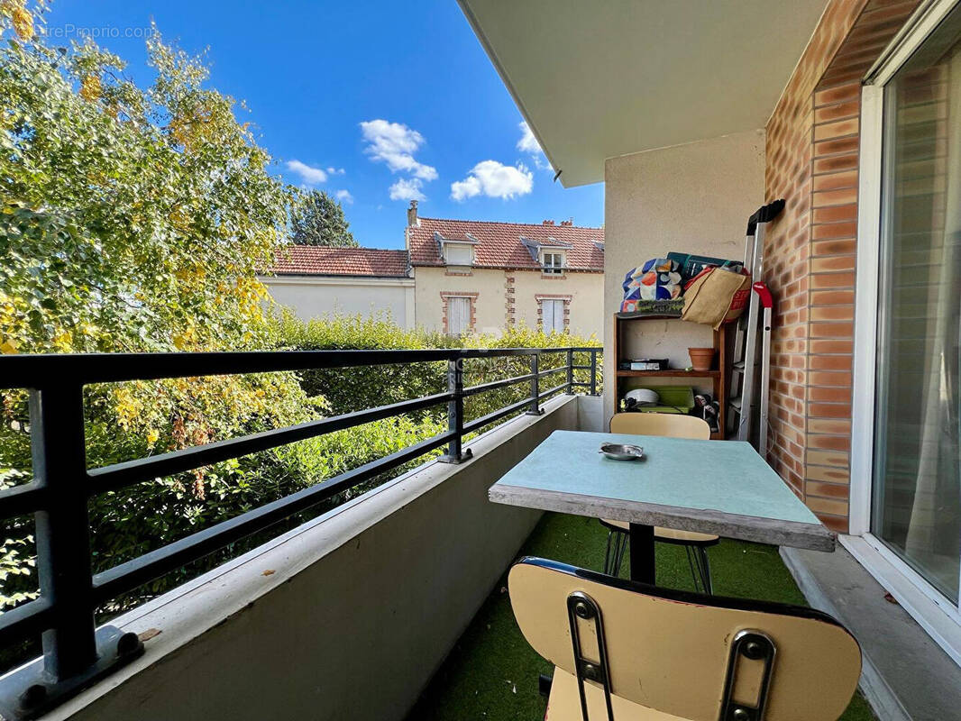 Appartement à HOUILLES