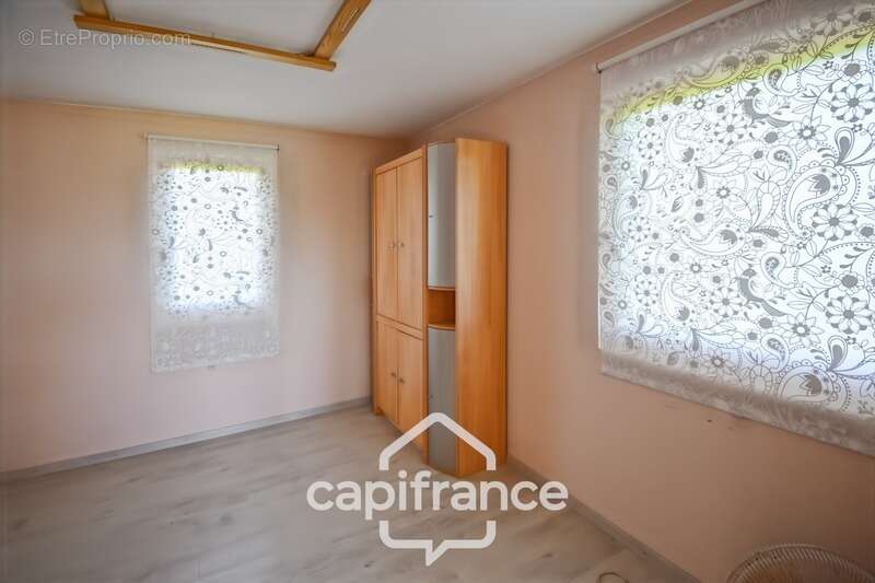 Maison à vendre 13 pièces proche de LONS LE SAUNIER (39) - photo 34