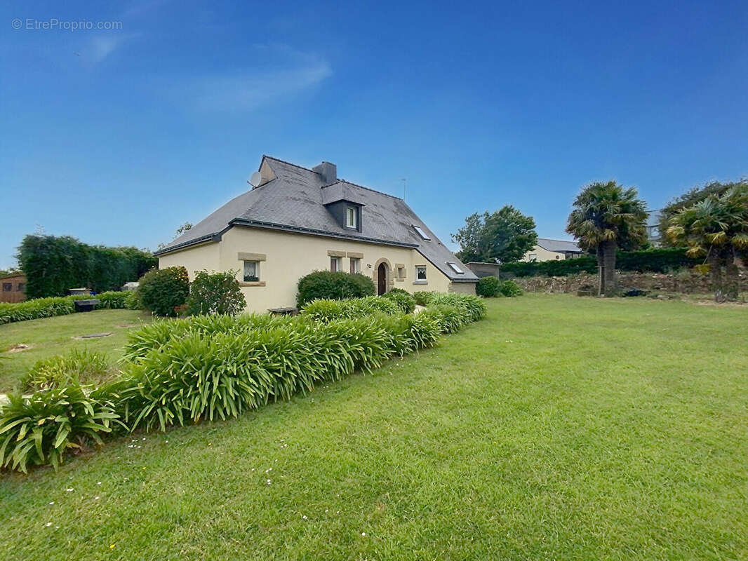 PLOUBAZLANEC Maison  120 m2 Jardin 1230 m² Proche centre ville - photo 16