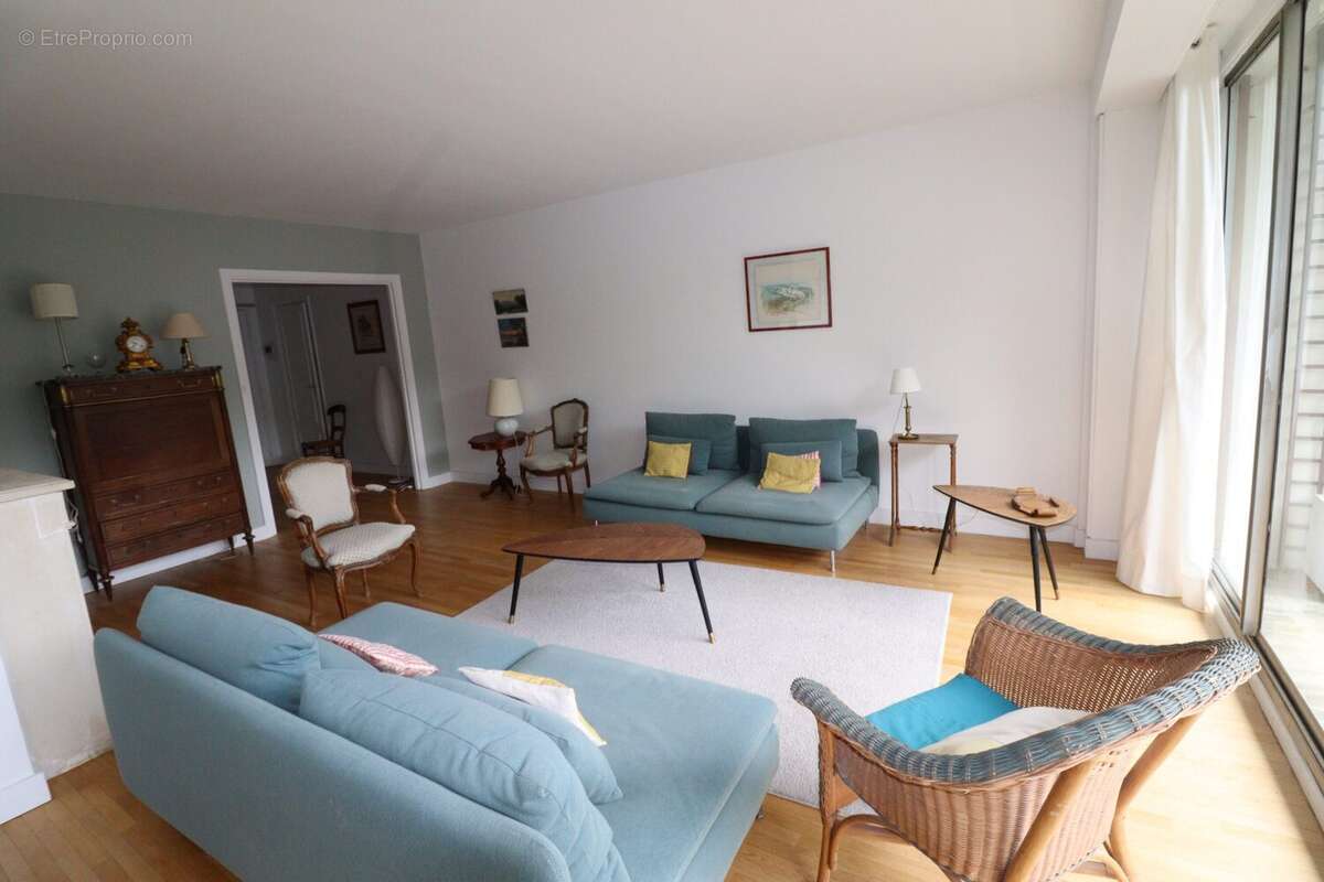 Appartement à LOUVECIENNES