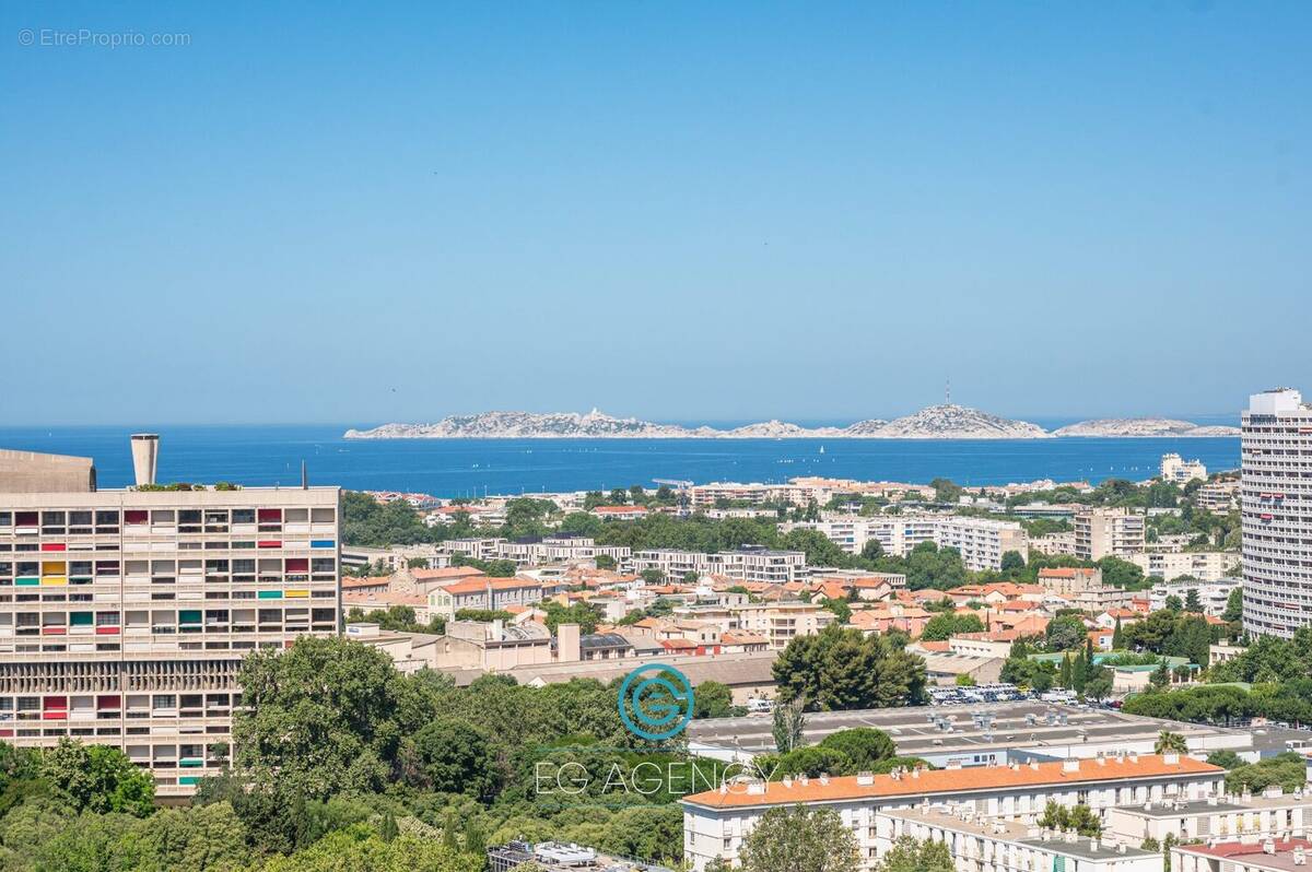 Appartement à MARSEILLE-9E