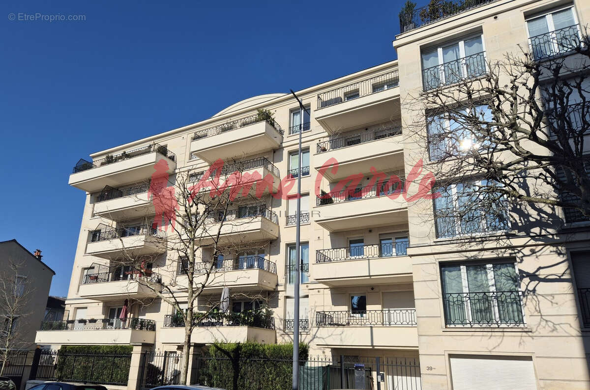 Appartement à NOGENT-SUR-MARNE