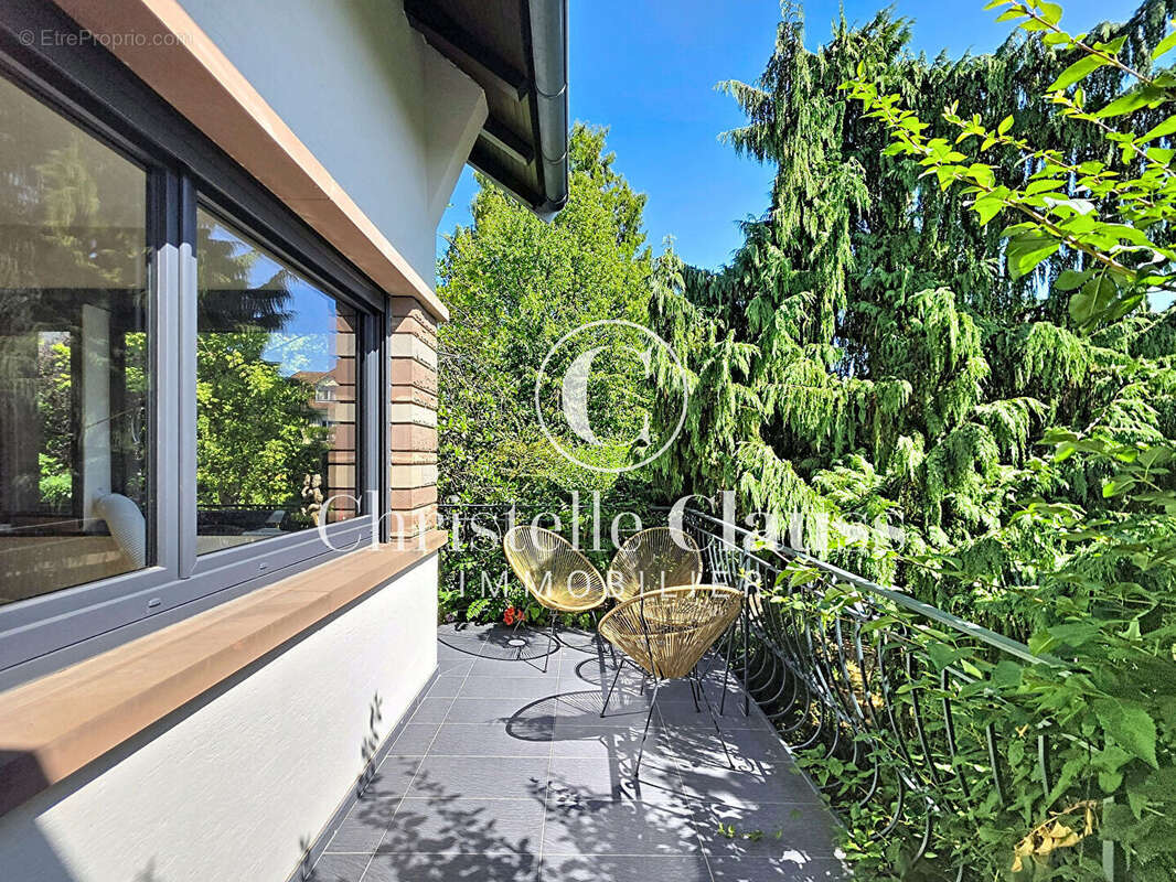 Maison Strasbourg 7 pièce(s) 234 m2 - photo 4