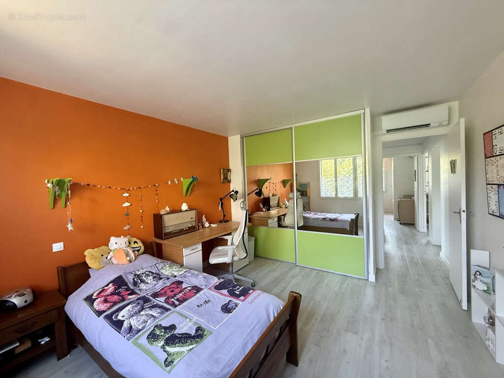Maison de 205m2 avec jardin à Guilherand-Granges - photo 28