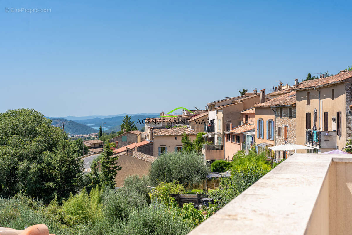 Exclusivité Spéracedès - Magnifique Duplex vue mer - photo 4