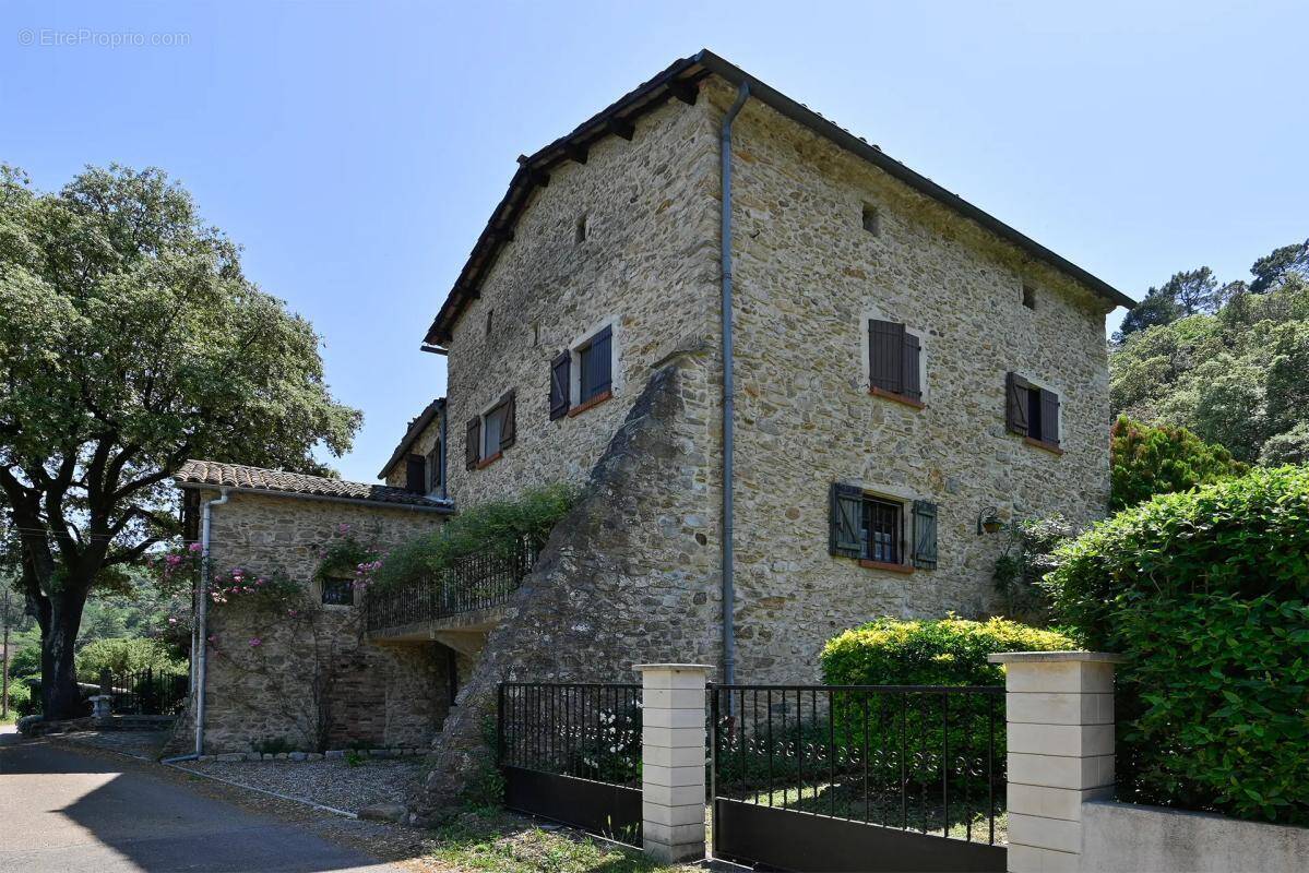 Maison à SAINT-FLORENT-SUR-AUZONNET