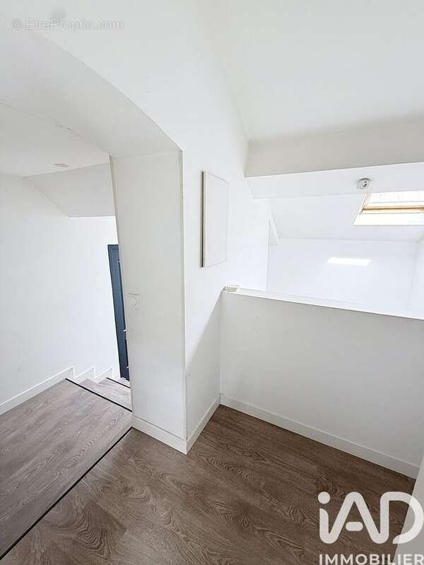 Appartement 230 m² à Lancrans  - photo 3