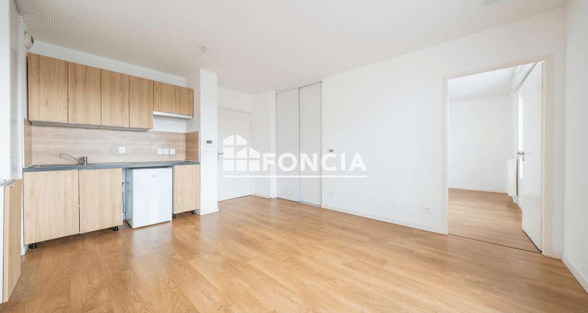 Appartement à VILLENAVE-D'ORNON