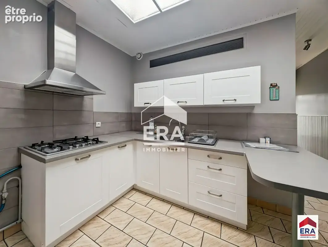 Maison - 4 chambres - Jardin - DPE C - CROIX - photo 3