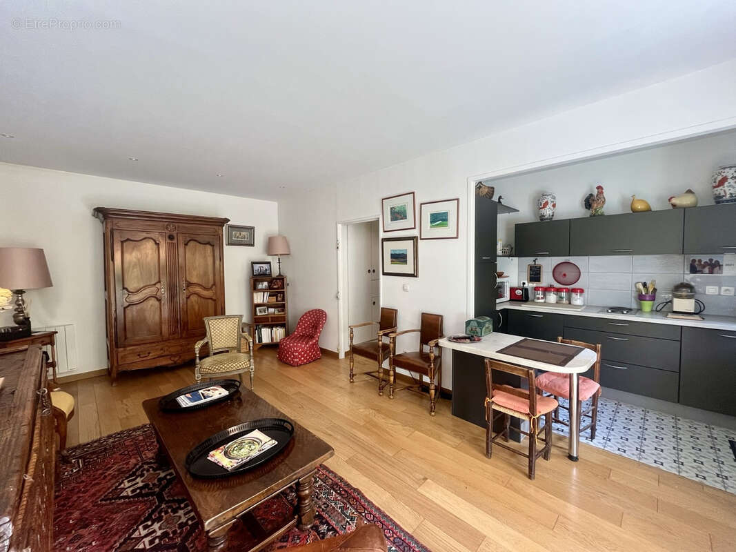 Appartement à LYON-6E