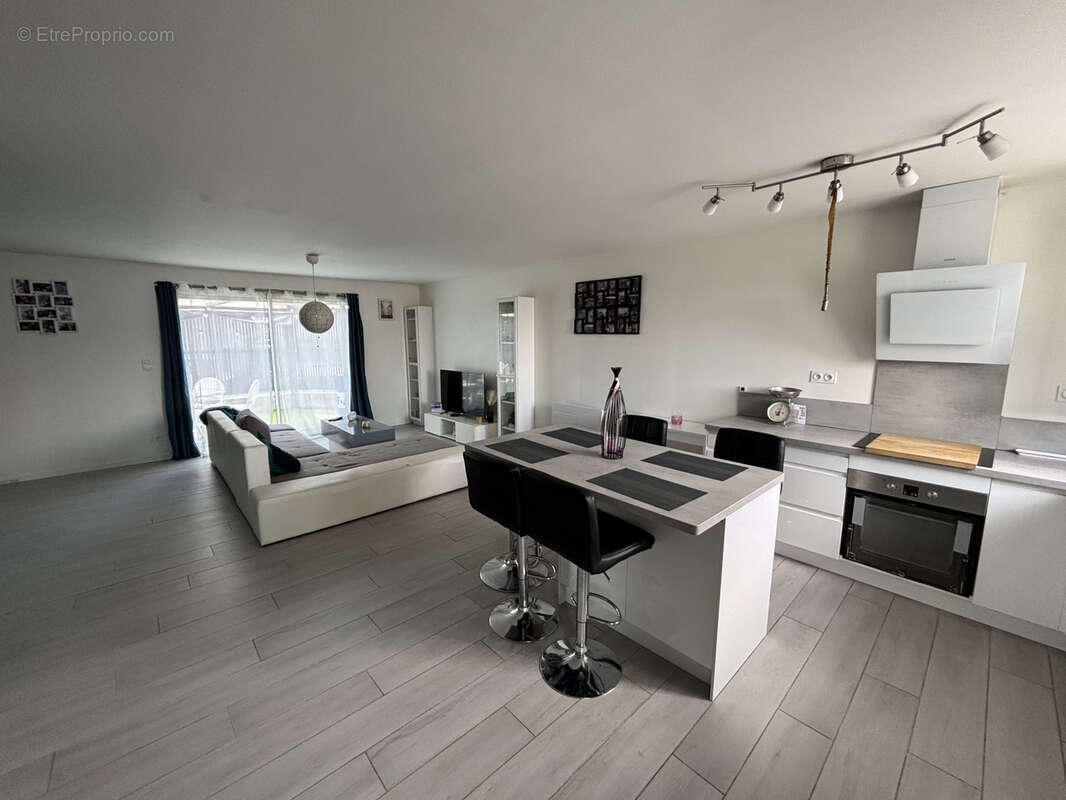 Maison 2013 - 106 m2 - 3 chambres et bureau - garage - terrain 258 m2 - - photo 3