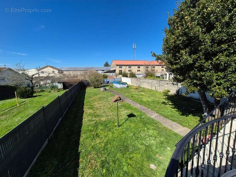 Maison à GOND-PONTOUVRE