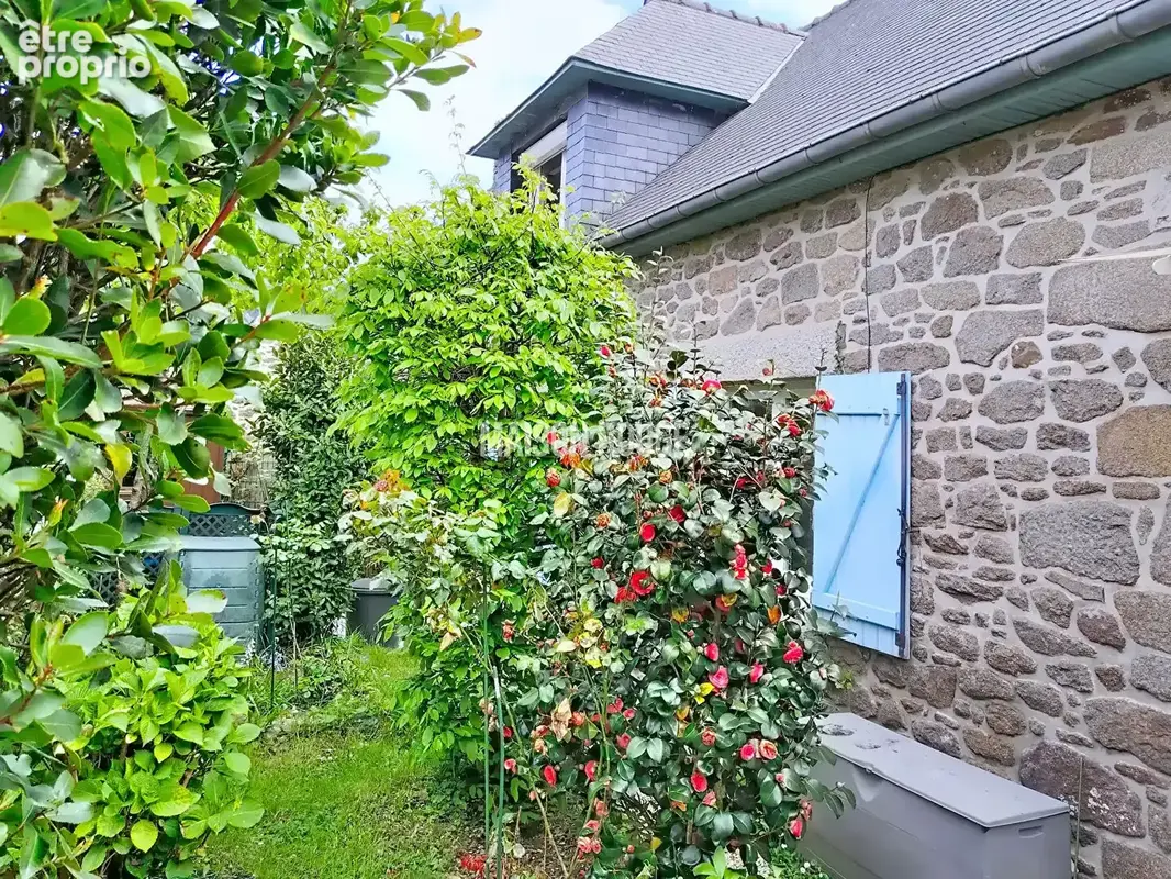Maison à LE TRONCHET