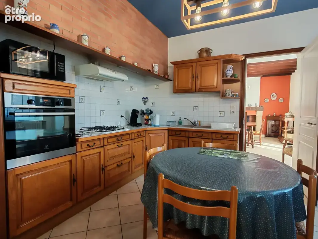 Maison familiale 7 pièces avec garage , Jardin clos et cadre agréable à MOISSAC - photo 8