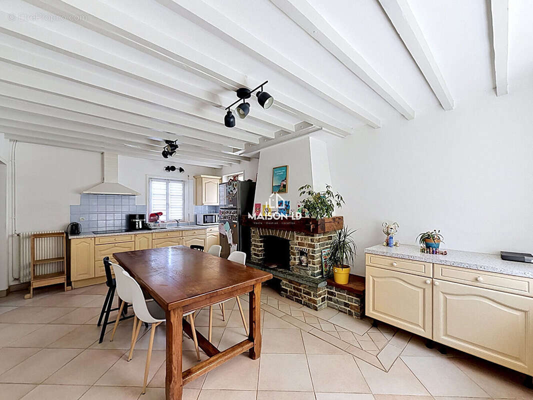 Maison à BRETTEVILLE-SUR-LAIZE