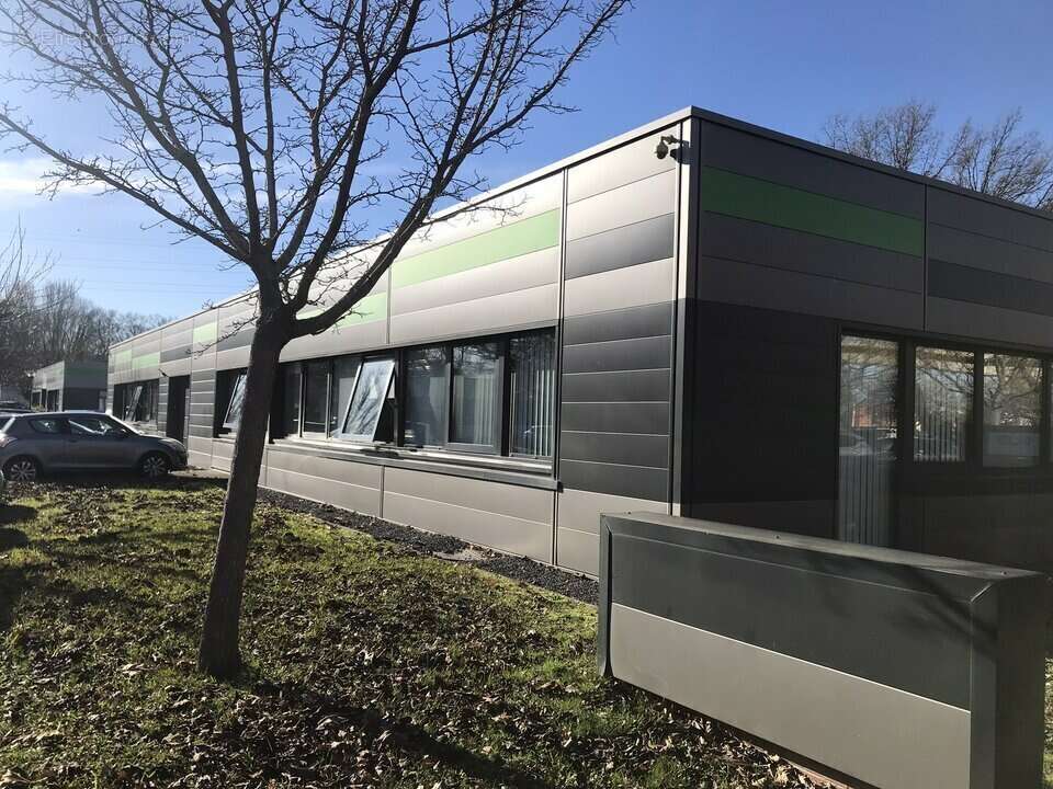 Commerce à RAMONVILLE-SAINT-AGNE