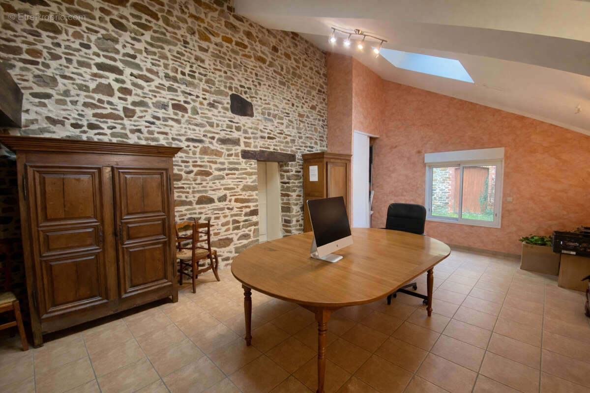 Maison à MARTIGNE-FERCHAUD