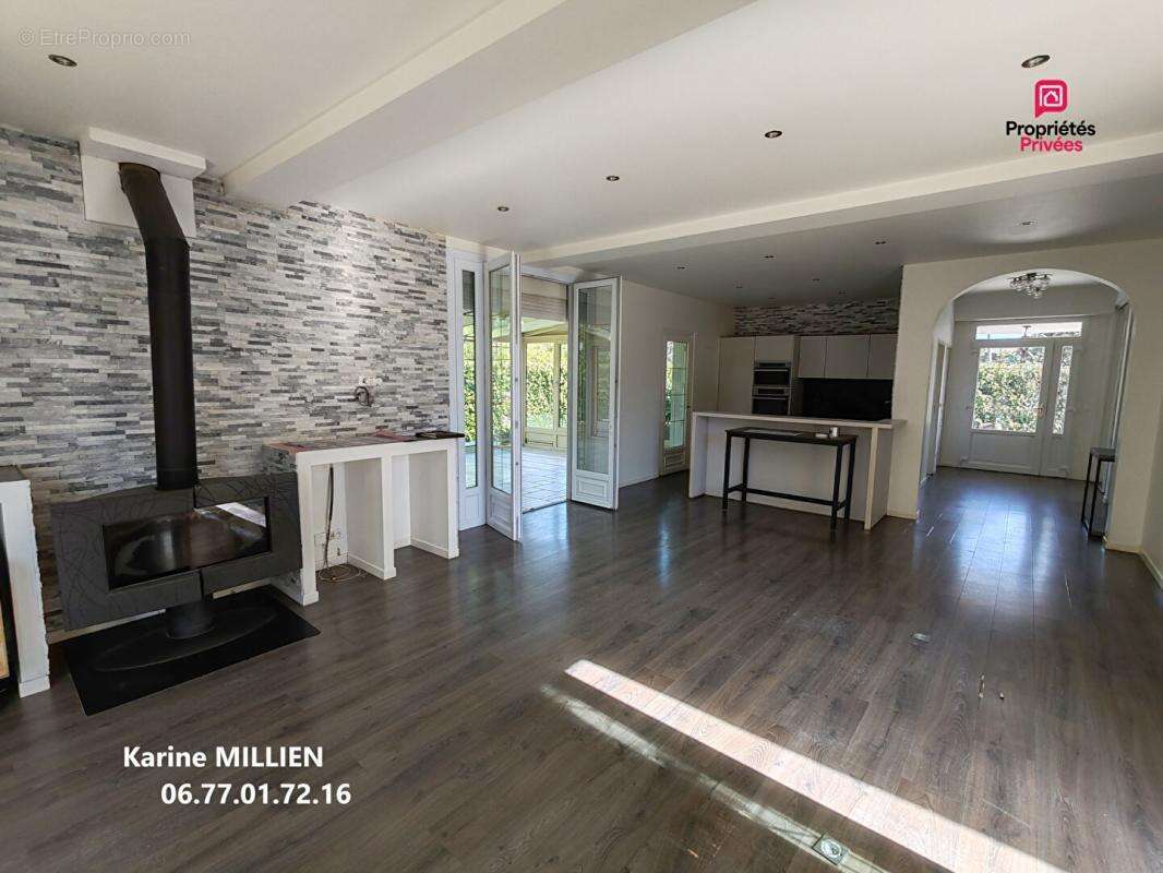 Maison à IVRY-LA-BATAILLE