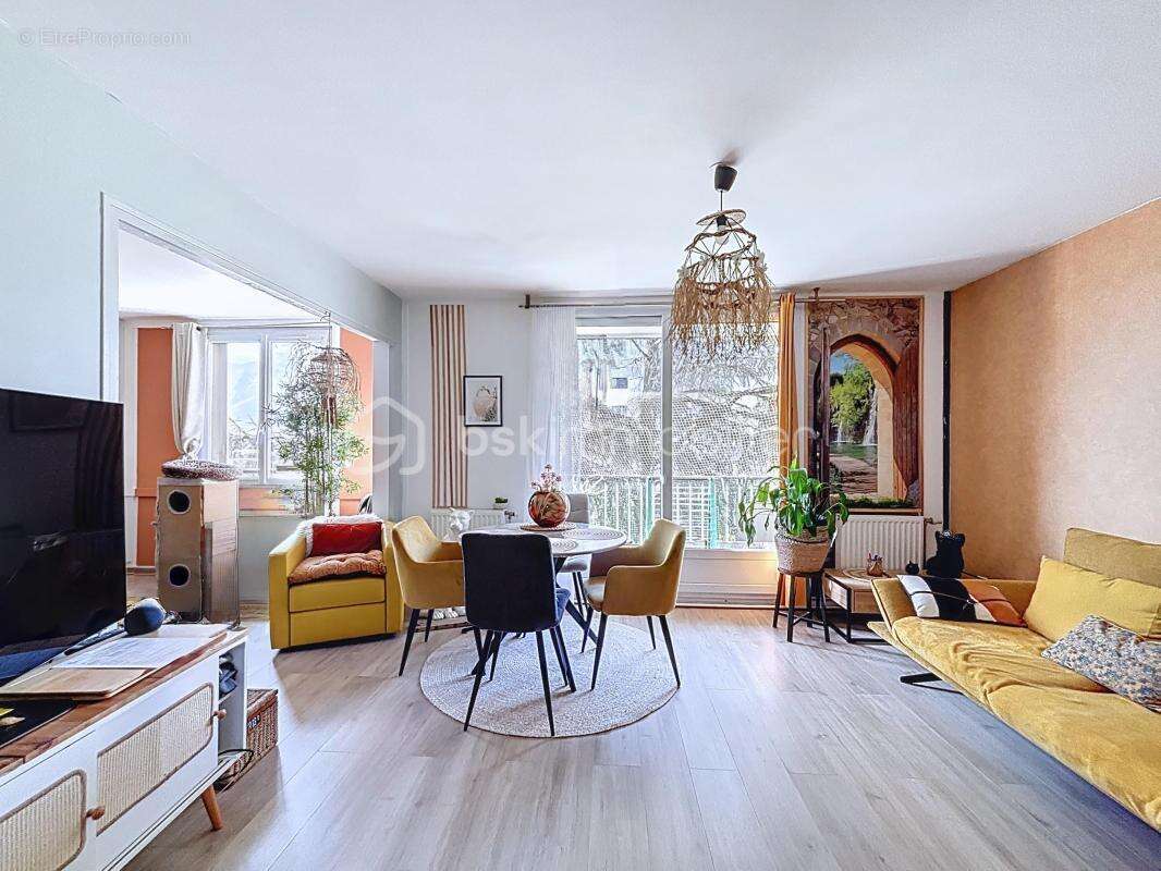 Appartement à ECHIROLLES