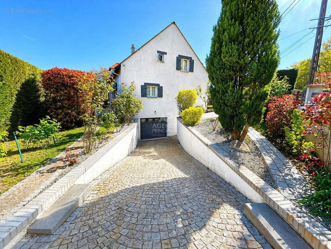 Maison à VERNOUILLET
