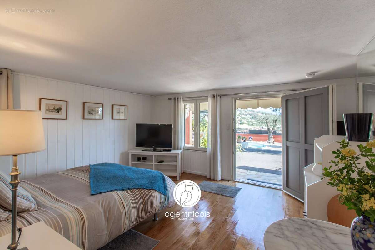 Maison à SAINT-JEANNET