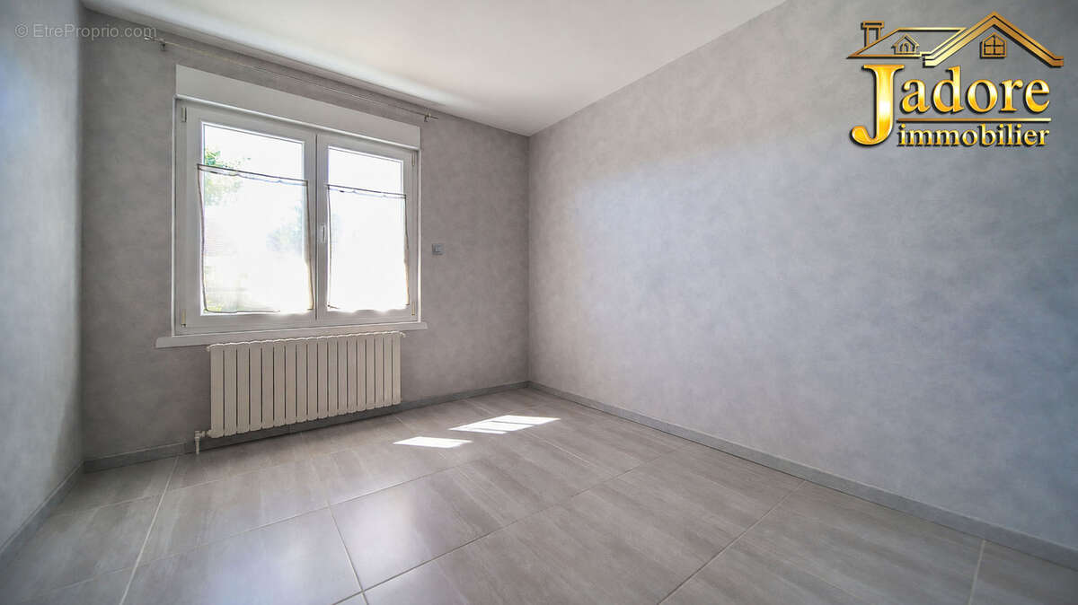 Superbe maison renovee type plain pied - photo 16
