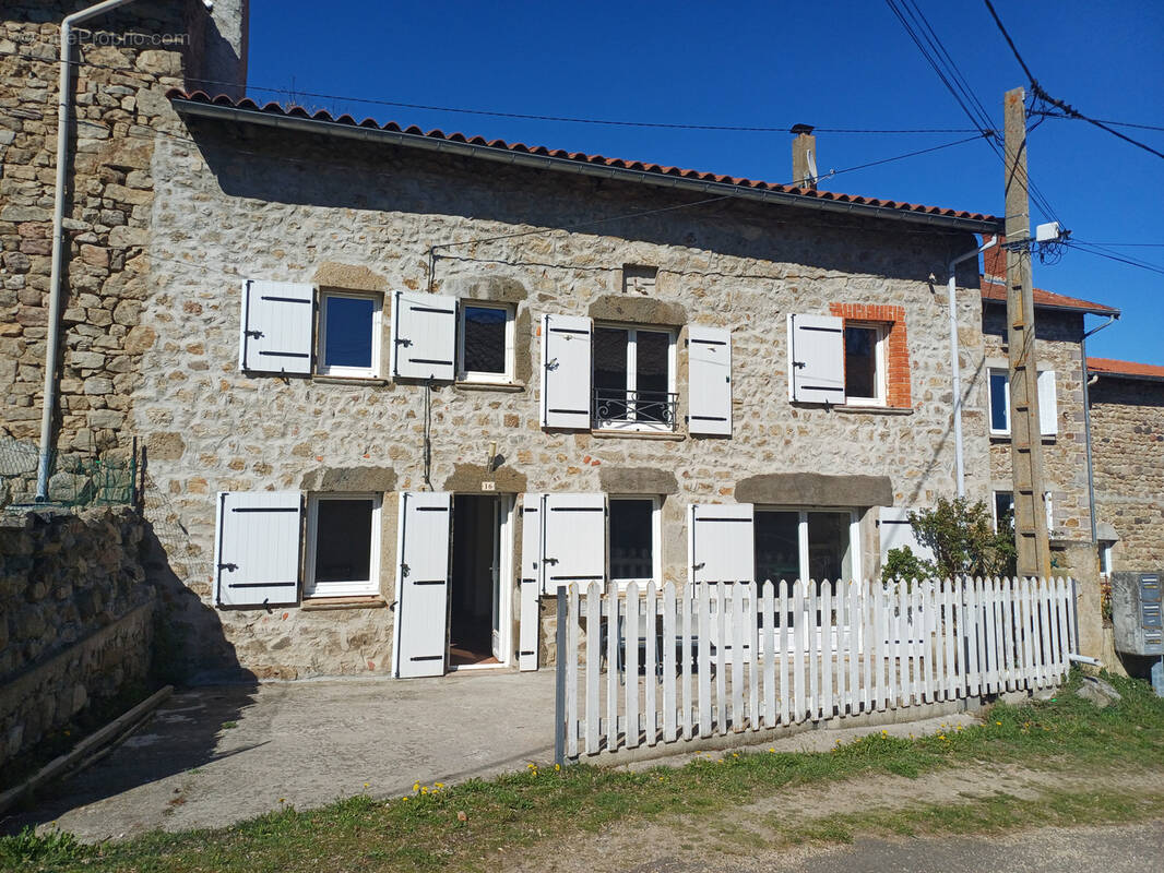 Maison à BELLEVUE-LA-MONTAGNE