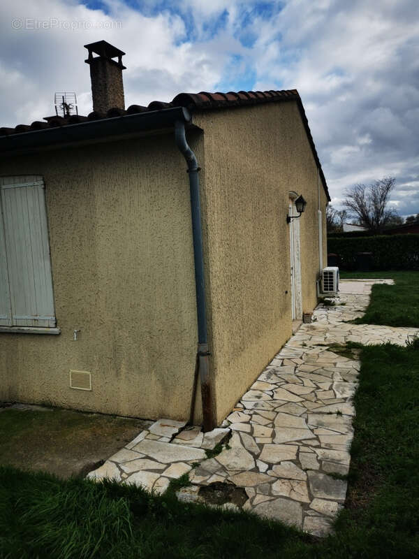 Maison à BRUGUIERES