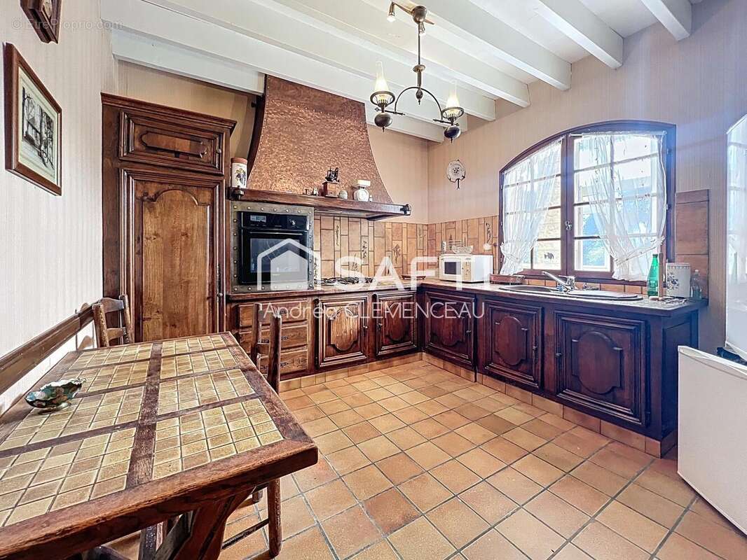 Maison 120 m² à Prignac-Et-Marcamps  - photo 4