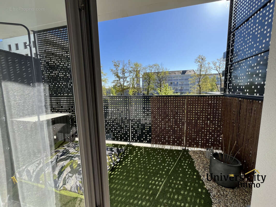 Appartement à SAINT-SYLVAIN-D'ANJOU