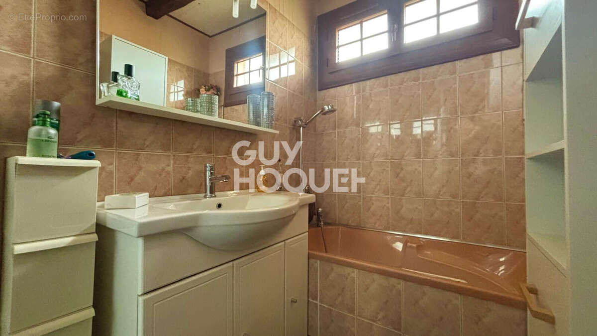 Maison à EZY-SUR-EURE