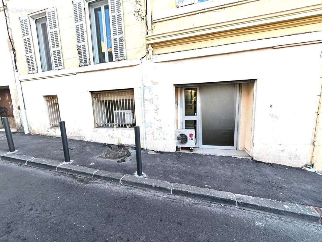 Autre à MARSEILLE-4E