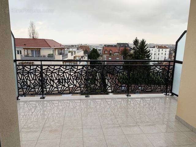 Appartement à NEUILLY-PLAISANCE