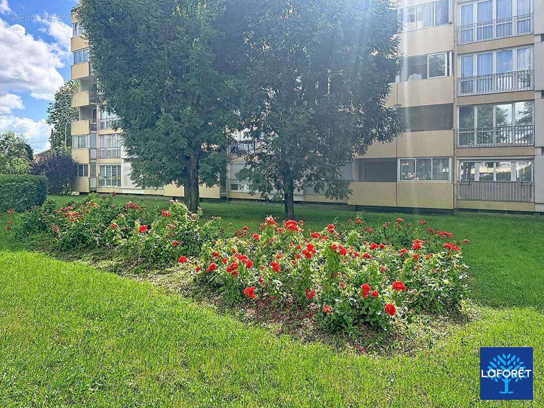 Appartement à NEUILLY-PLAISANCE