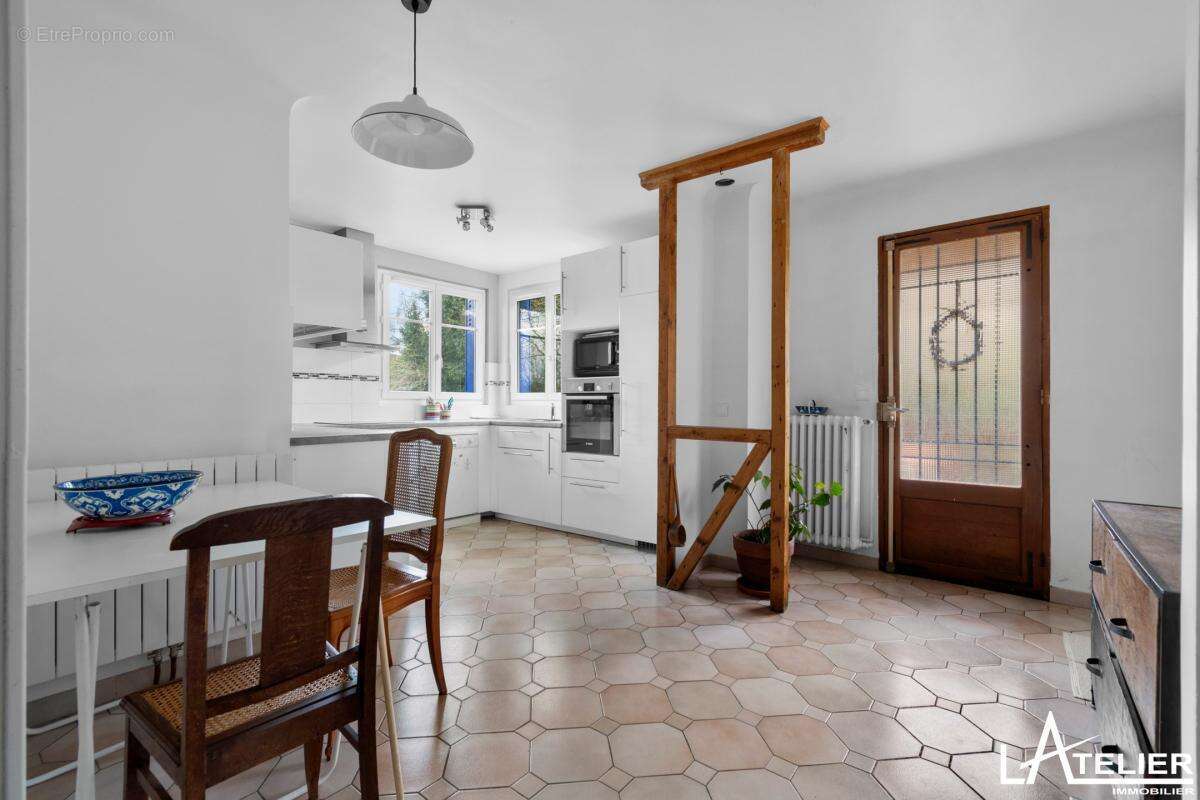 Maison à MAREIL-MARLY