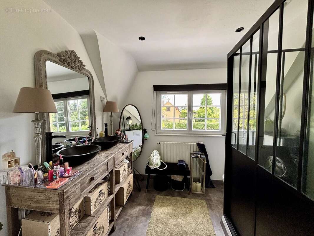 Maison à SAINT-MARTIN-DU-TILLEUL