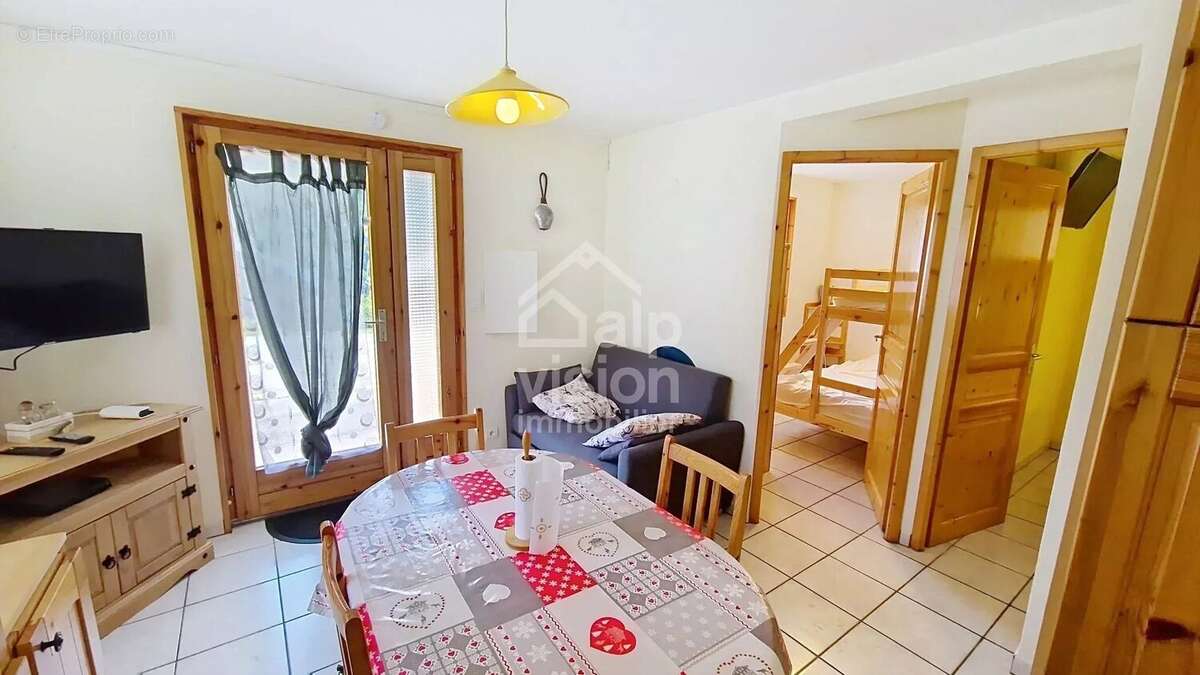 Appartement à CHATEL