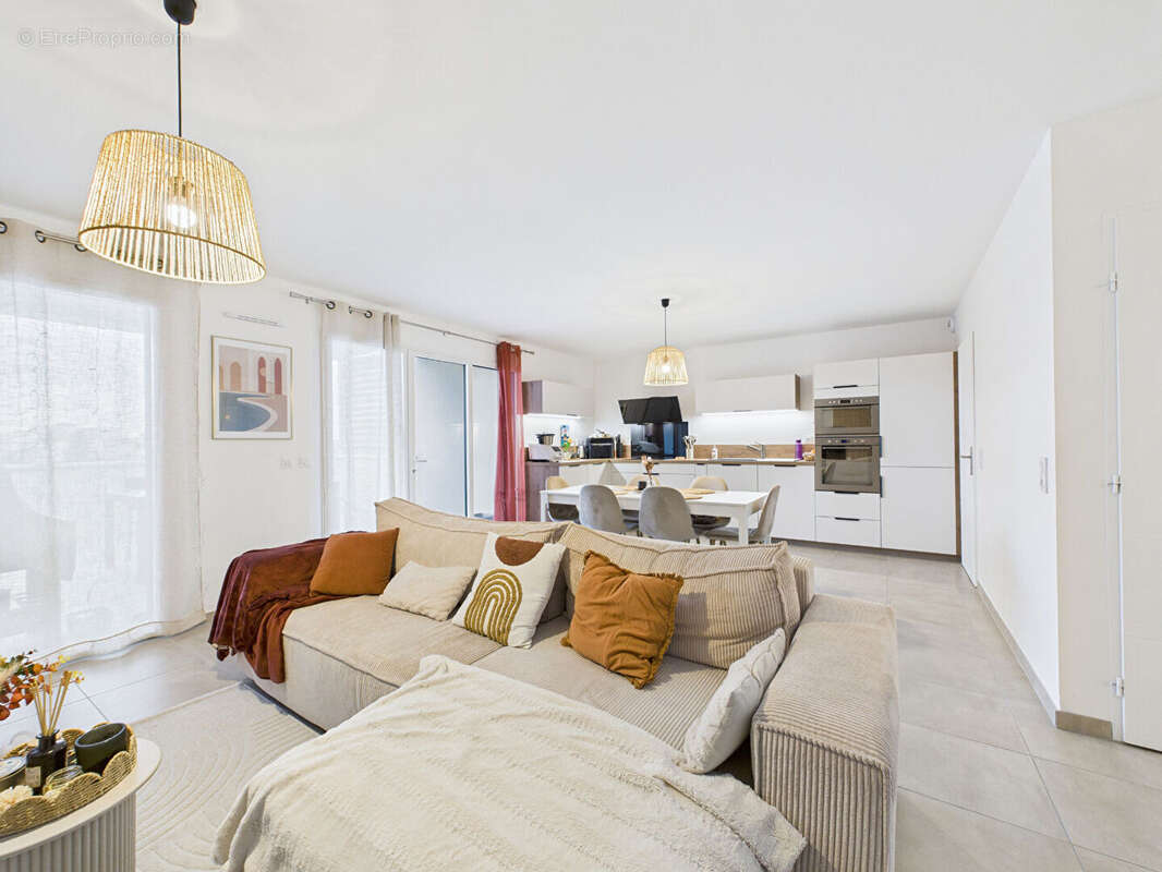 Appartement à BOURG-LES-VALENCE