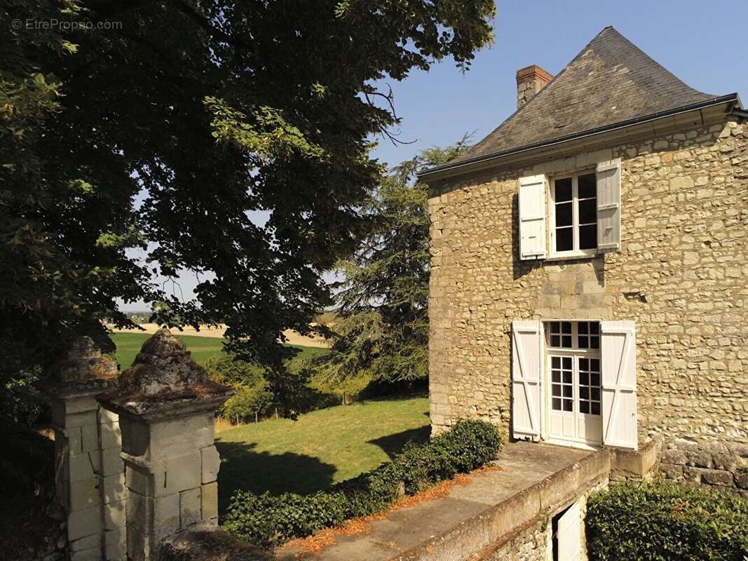 Maison à MONTHOIRON