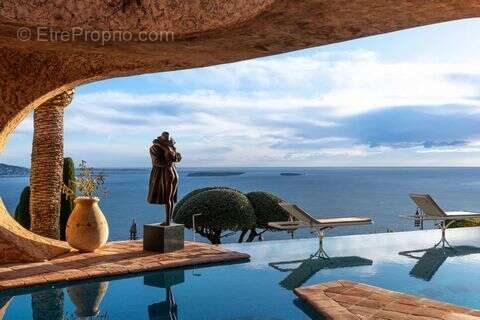 Maison à THEOULE-SUR-MER