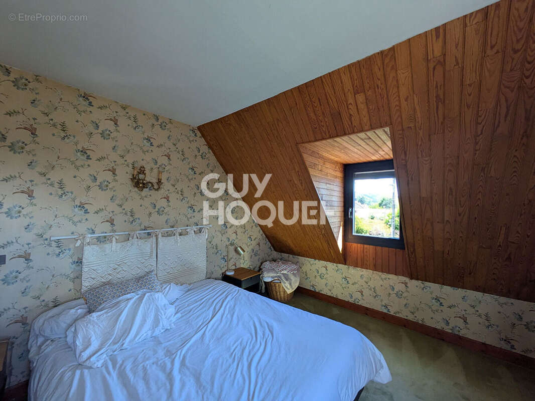 Maison spacieuse à vendre à Cahors - 5 chambres, 190 m² - photo 15