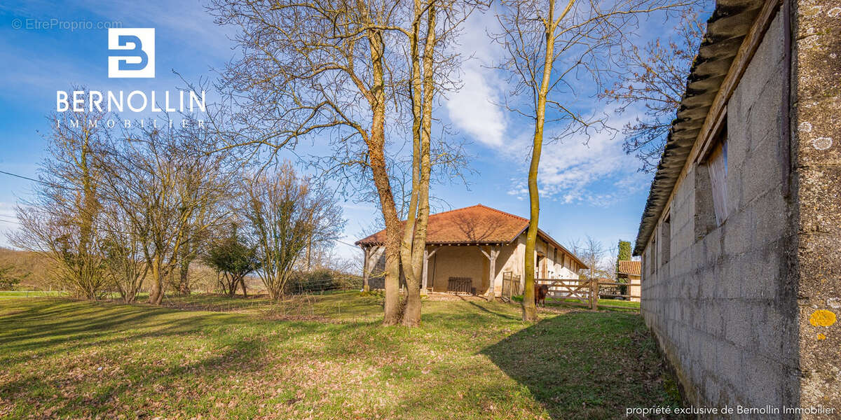 Maison à SAINT-JEAN-SUR-REYSSOUZE