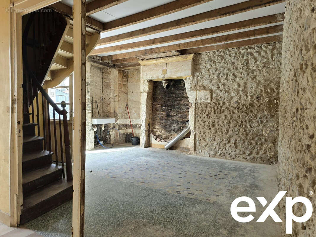 Maison à SAINT-PAUL-LIZONNE